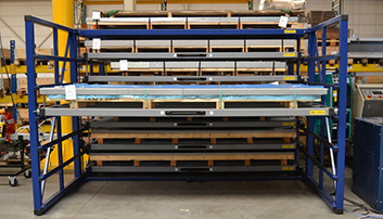 Storage rack for sheet metal on pallets