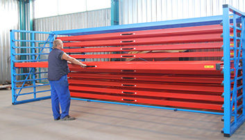 Storage system for sheets of 6 meters